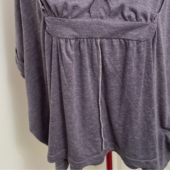 Handmade women grey mohair knit pullover kimono style top. Size M-L. Pre-owned. - Picture 3 of 7